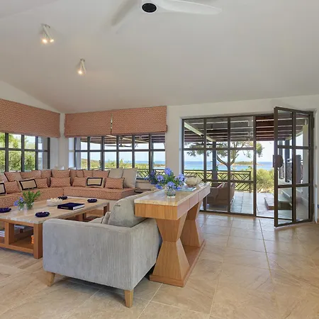 Villa Six - Your Seaside Retreat At Salinedda