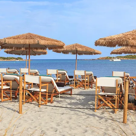 Six - Your Seaside Retreat At Salinedda