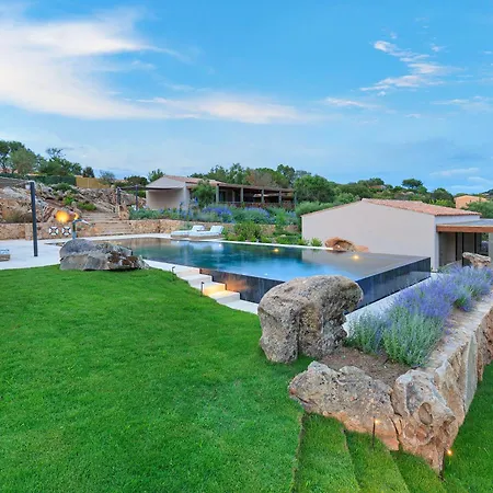 Villa Six - Your Seaside Retreat At Salinedda Capo Coda Cavallo