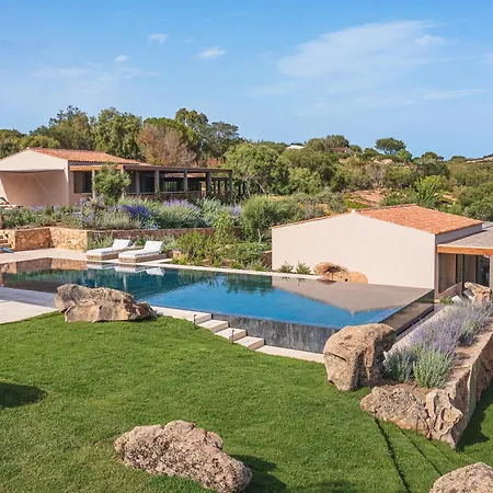 Six - Your Seaside Retreat At Salinedda *