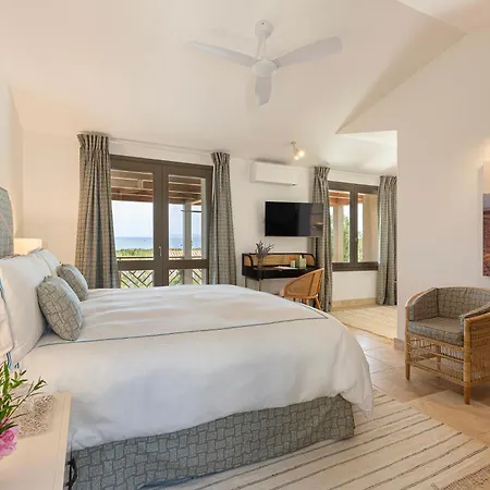 Villa Six - Your Seaside Retreat At Salinedda *