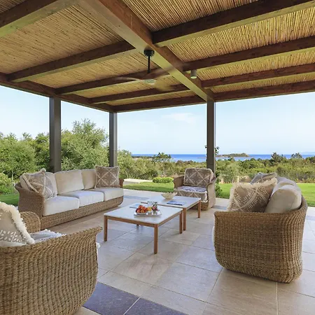 Six - Your Seaside Retreat At Salinedda *