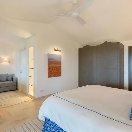 Six - Your Seaside Retreat At Salinedda Villa *