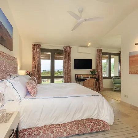 Six - Your Seaside Retreat At Salinedda Capo Coda Cavallo