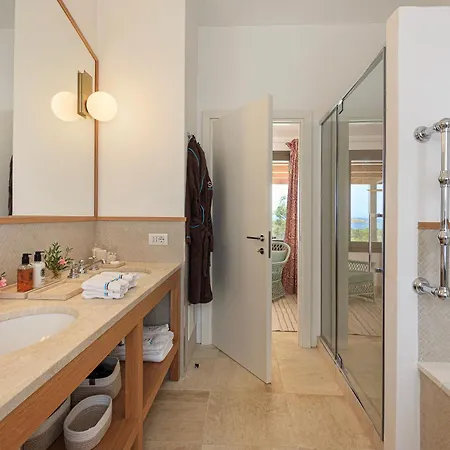 Six - Your Seaside Retreat At Salinedda *