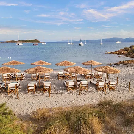 Six - Your Seaside Retreat At Salinedda *