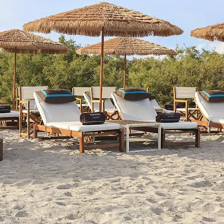 Six - Your Seaside Retreat At Salinedda *